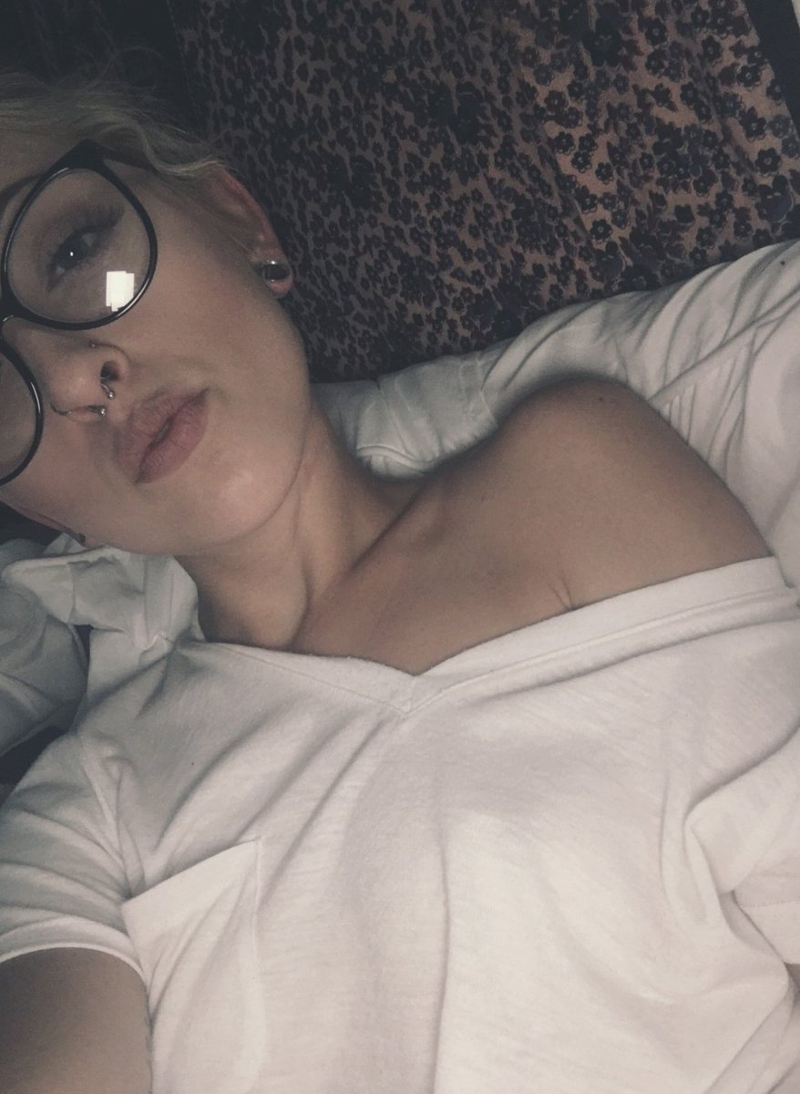 MzkMiss's tweet photo. Good morning #FolloMe #follo4follo #follo4follobac #cumprincess #WetDream https://t.co/X5sB9g3KWk