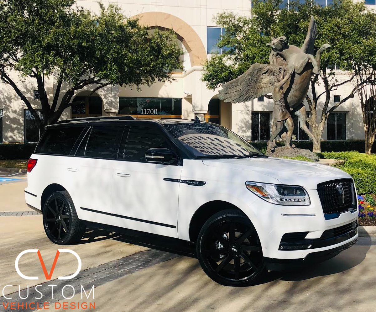 CVDAuto's tweet photo. 2020 Lincoln Navigator (Two-Tone with 24” Stauts Brute wheels)
#2020 #Lincoln #Navigator #LincolnNavigator
#24inch #Statuswheels #CVDauto
#CVD #CustomVehicleDesign https://t.co/efJafDTKTW