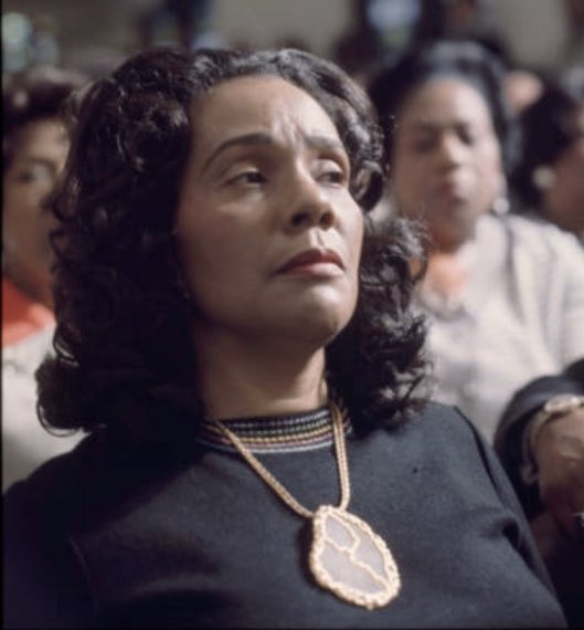 BerniceKing's tweet image. Please join me in celebrating my mother, #CorettaScottKing.

She founded @TheKingCenter, a memorial &amp;amp; nonviolence training center, less than 3 months after my father was assassinated.

And she was diligent in her pursuit of #MLKDay.

She is the architect of the King Legacy.

#MLK