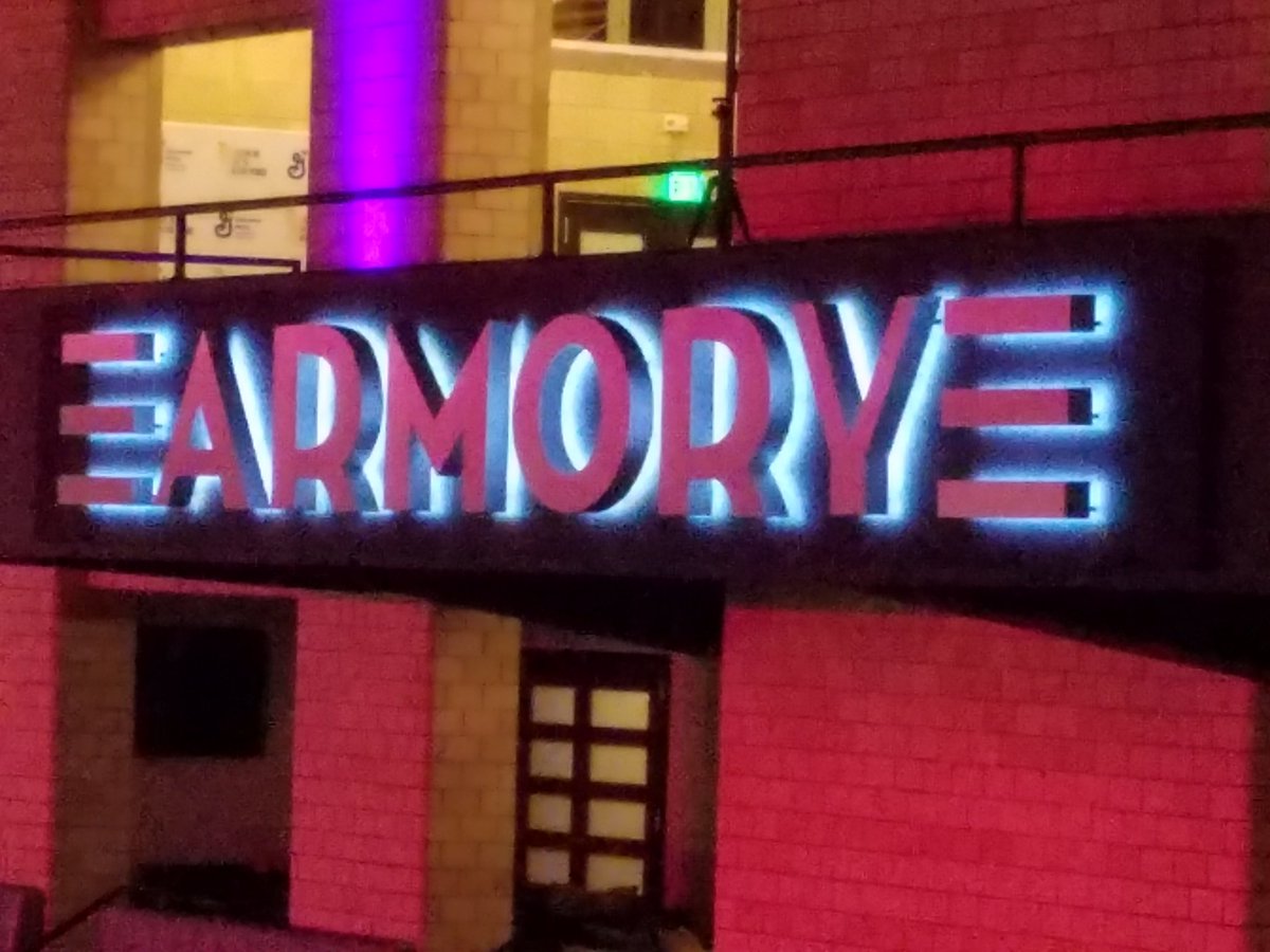 Antone_MN's tweet image. Starting the day at the @UNCF 30th Annual Dr. Martin Luther King Jr. Holiday Breakfast at The Armory! Excited for Keynote Speaker @EricHolder to inspire us today. #MNMLK #MLKWeekend #MLKDay2020 #FocusOnTheFifth