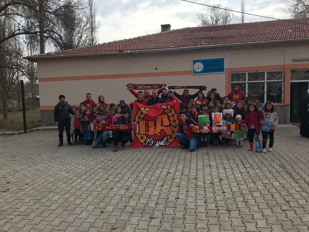 #GalatasarayınKalbiultrAslan 
#ultrAslanLISE