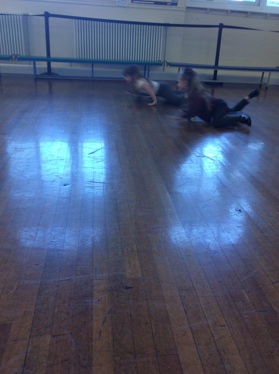 ABCPschool's tweet photo. #Class3J enjoying their workshop with The Confidence Academy this afternoon @chriswalker207 #Resilience #SoWhat https://t.co/IHIUN7Y3YC