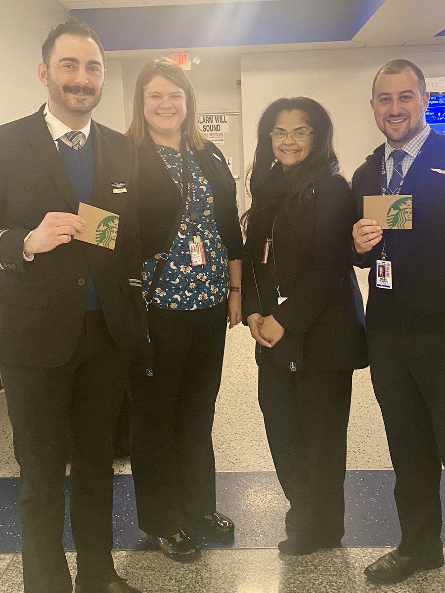 EwrKatieroth's tweet photo. Customer Service and Inflight recognizing our amazing flight attendants for representing our @weareunited brand in @EWRairport . @ewrstacey @StacyC_United @nbyunriedel @lisa_pizzimenti #beingunited https://t.co/0D2ifi5lkL