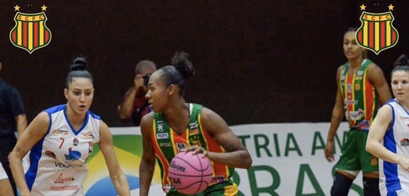 A <a href="/tatipacheco10/">Tati Pacheco</a> renovou com o <a href="/SampaioBasquete/">Sampaio Basquete</a>
