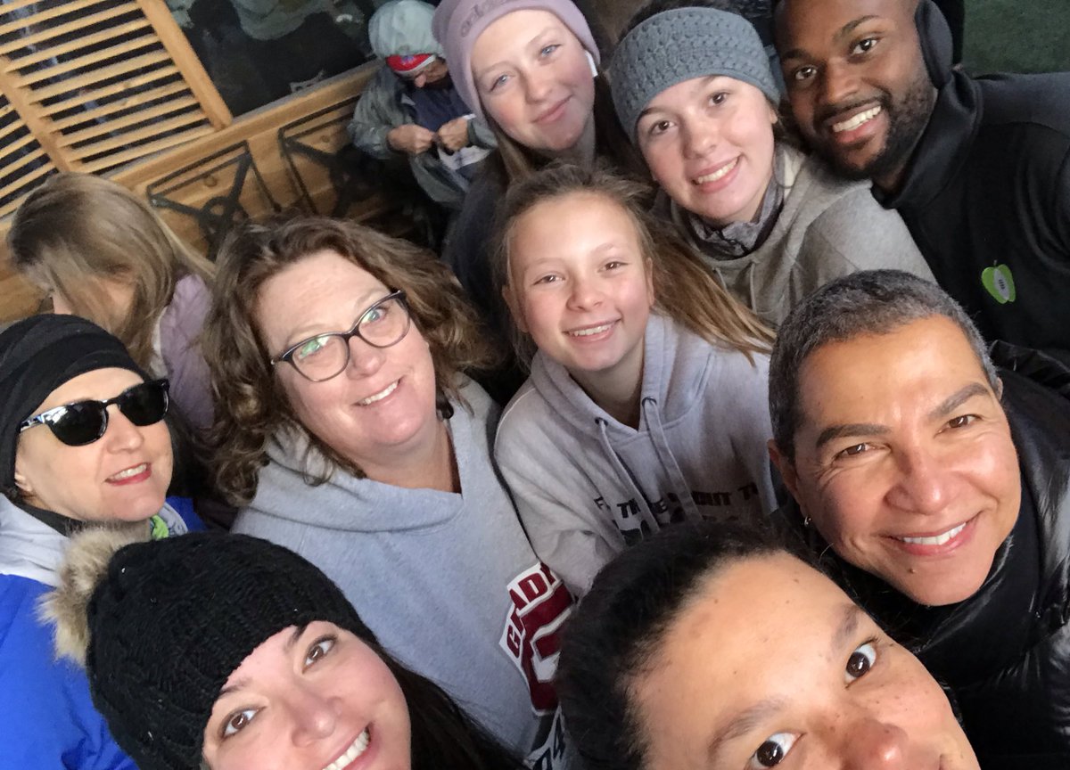 CarstarphenMJ's tweet photo. It’s a #dayon at the #MLKdrumrun as the #johnlewisfreedomrunners raise money and support to fight pancreatic cancer in honor of @repjohnlewis! https://t.co/TPx8qORRoo