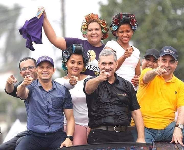 nayaliz21's tweet photo. #GonzaloCastillo siendo ministro de Obras públicas transformó las avenidas y autopistas de nuestro país. Que podemos decir del #911?, una maravilla! Te imagina siendo presidente de la República? Vamos todos unidos en conjunto con @AbelTejadaR y @ELPUEBLOMANDAPM votar #Gonzalo2020 https://t.co/DN55PJohtk