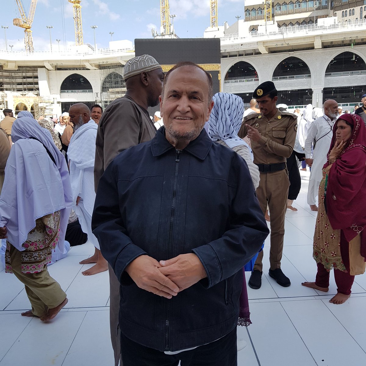 ANAdrahmed's tweet photo. Dr.Ahmed Noureldin after Omrah. https://t.co/NnwOBCrNN0