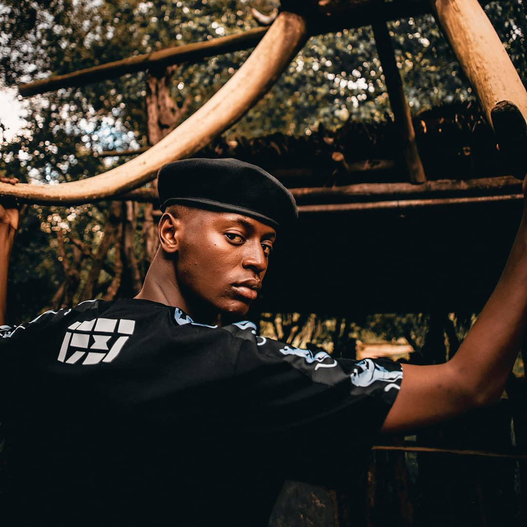 Butan_Official's tweet photo. Get the latest 🔥 Summer 19 Range at a store near you.

📷 @YOUNG_STILO_
👨🏾 Active Brian

#ButanSummer19 #Summer19 #HiddenPanthers #HeedTheCall #ItsNotAgarmentItsAPieceOfArt #Streetwear #StreetFashion #AfricanNarrative https://t.co/A6EY92WBFy