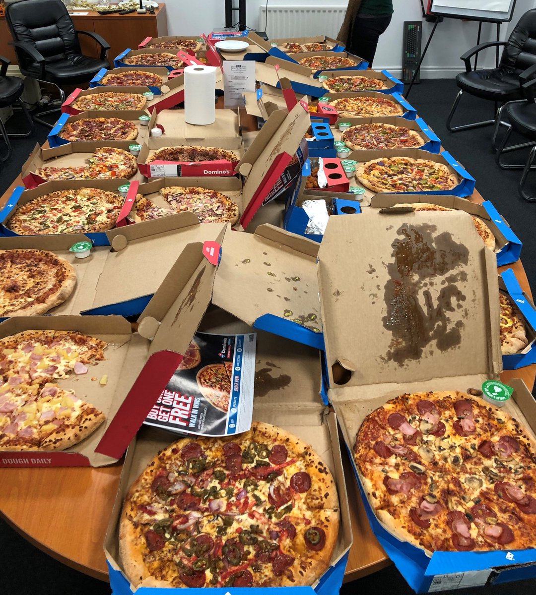 FernPurplex's tweet image. No #BlueMonday at Ascot HQ 🍕🍕 @BLeaderNews @InsightData @PurplexUK @AscotGroupUK