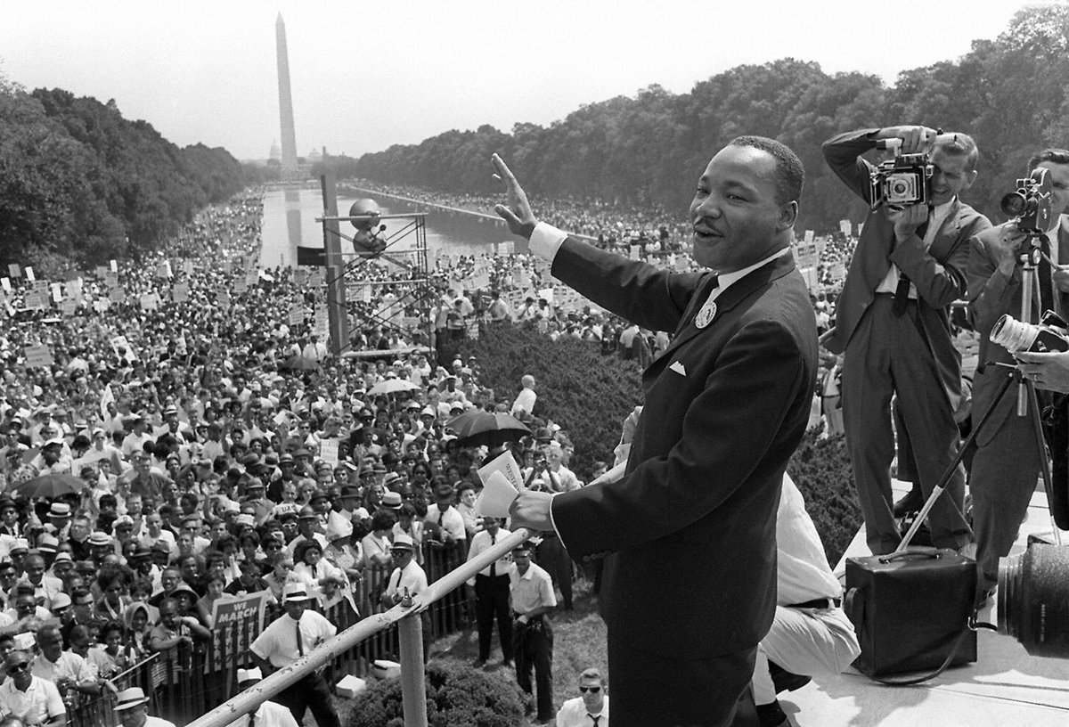 NmaynardEdu's tweet photo. Today isn’t about just sharing your favorite quote of a wise man- it’s about embracing and getting behind the love that he showed everyone. It’s not about waiting for change it’s our time to #BeTheChange always. #MLKDay2020 https://t.co/Jlhv9b11YX