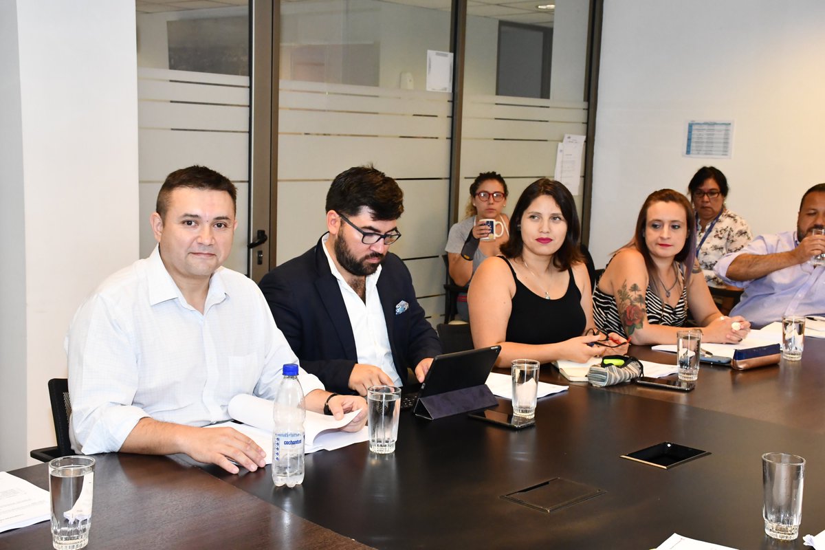 COREsantiago's tweet photo. #HoyEnElCORE Sesiona Comisión Coordinación del @COREsantiago Preside: Claudia Faúndez Fuentes
@claudiafaundezf, analiza modificaciones al Reglamento del Consejo Regional.
 #FelizLunes https://t.co/NKwOqL2qF9