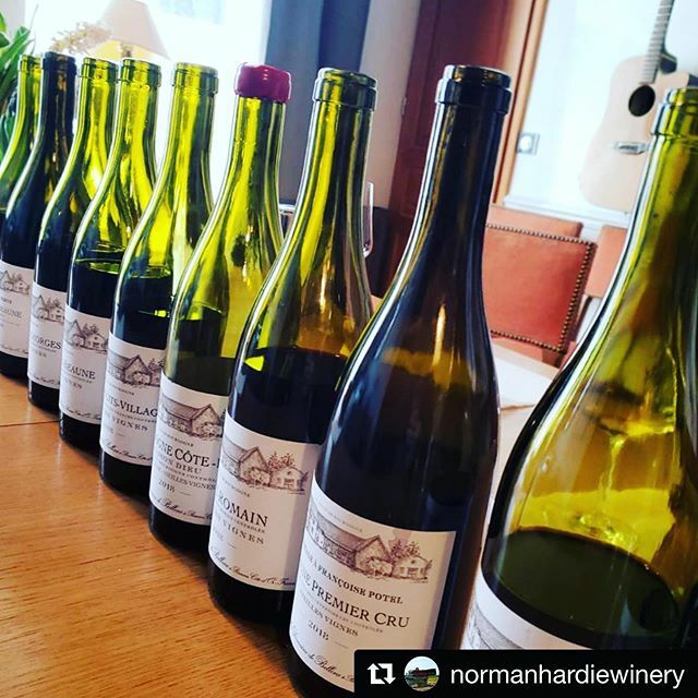 Roche de Bellene tweet media