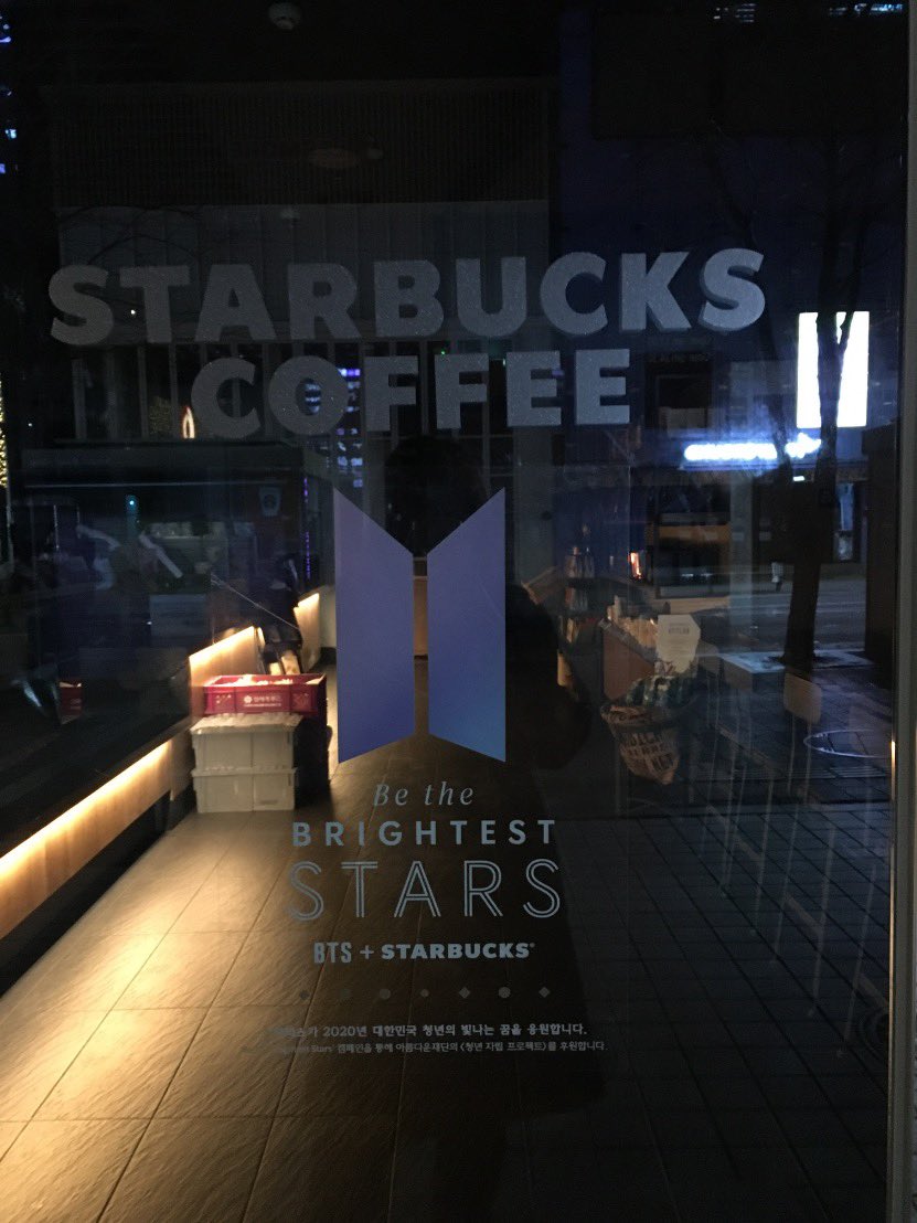 raanprenugu's tweet photo. รับพรี #STARBUCKSXBTS #STARBUGS
🥤ราคาในรูปเลยนะคะ
🥤สั่งของทาง DM ได้เลย
🙇🏻♀️อยู่หน้าร้านแล้วค่ะ
#ตลาดนัดบังทัน #ตลาดนัดรถไฟบังทัน #ตลาดนัดBTS https://t.co/2mhBm894Qv
