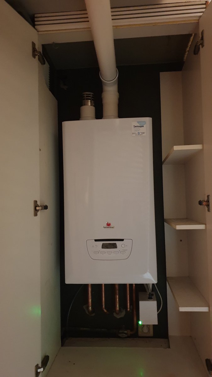 semogas_inst's tweet photo. ✅🏡🛀Nueva instalación #Caldera @saunierduval  Themafast 30 en #Errenteria con Exacontrol y bomba para condensados.
#Calidad #Confort por muchos años, clientes se benefician del #PLANRENOVE150 #MAS30 de #SaunierDuval.
#RENUEVATUCALDERA #INSTALXPERT
https://t.co/qMAHlHCTem https://t.co/RwtIIzpkuf