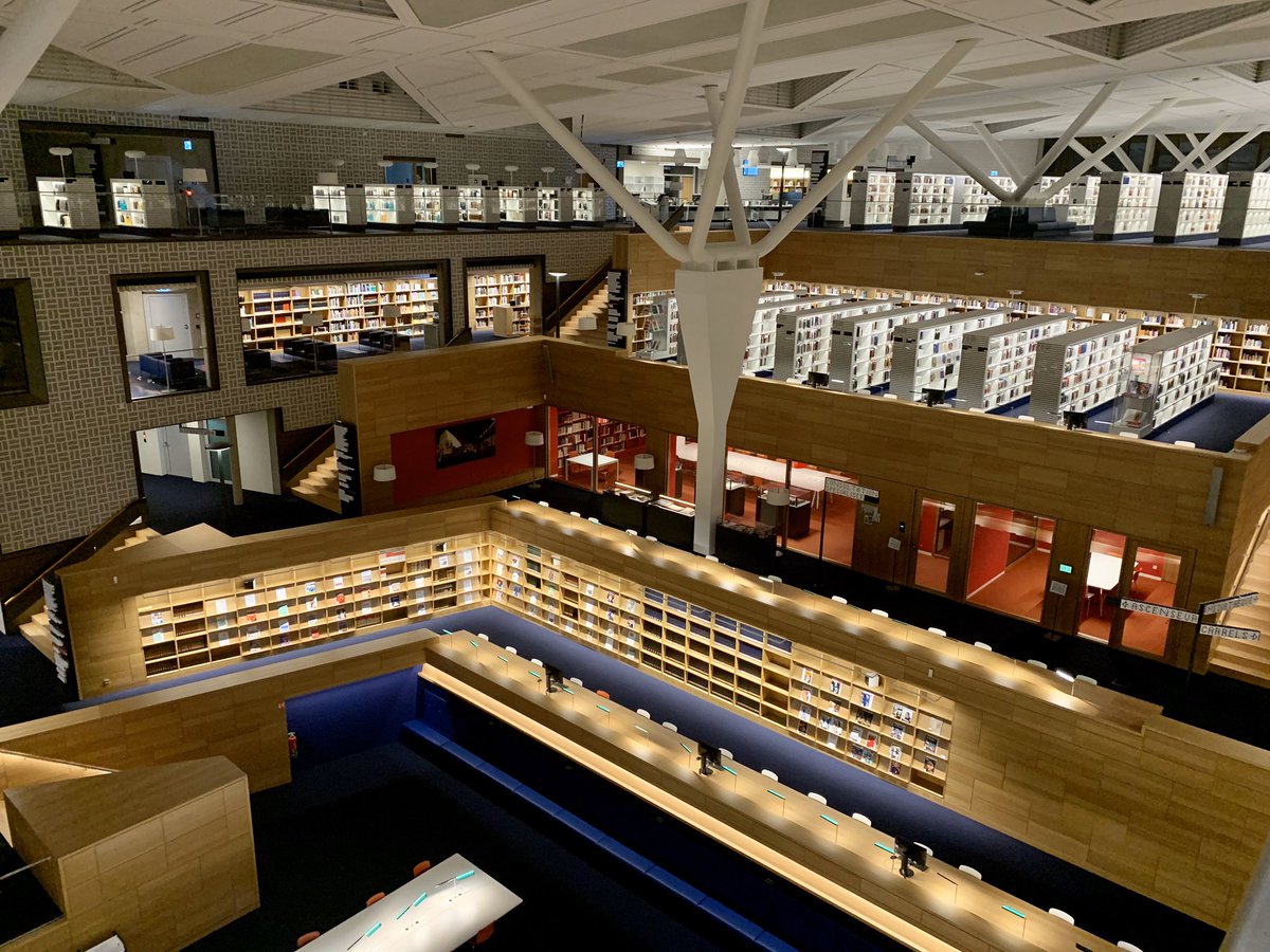 CullenTara1's tweet photo. Our members get to enjoy an exclusive private tour of the @bnluxembourg for the clc’s networking event! #luckyus  

#eventclc https://t.co/rlqlMge7uM