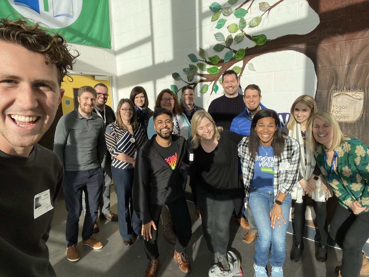 Lanny_Watkins's tweet photo. What a great morning! Teachers from across South Wales had the privilege of getting started with @Flipgrid at a PD event hosted at @BaeBaglan with Flipgrid's @AdamShortShorts @jessxbo and @GridPalGeorge !!!

#FlipgridFever #StudentVoice @HwbNews @microsofteduk #MicrosoftEDU https://t.co/dUYHL6yO06