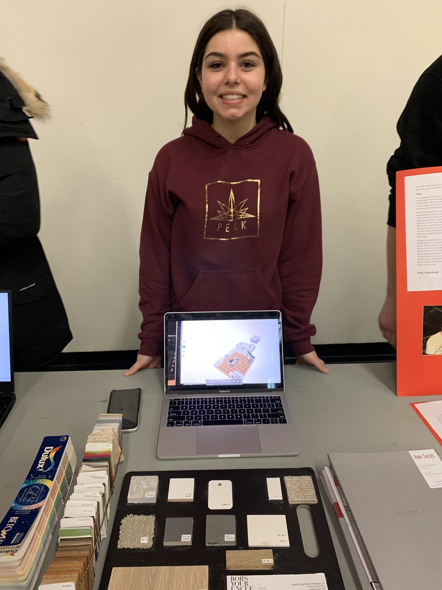 YunLenyun42's tweet photo. Impressive stories shared @DWPoppy both Gr 9 mini-Capstone and Gr. 12 Capstone presentations incorporated deep thought and personal meaningful journeys. Congrats @GollubAaron and Career team in supporting your students 😇. #lifelonglearning @LangleySchools https://t.co/QcnPkqcoAt