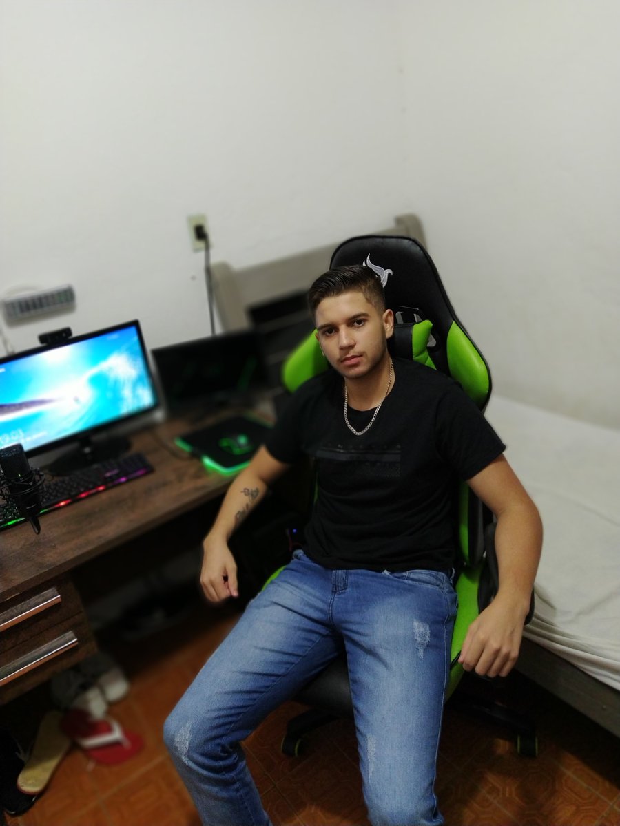 Gustavo  tweet media