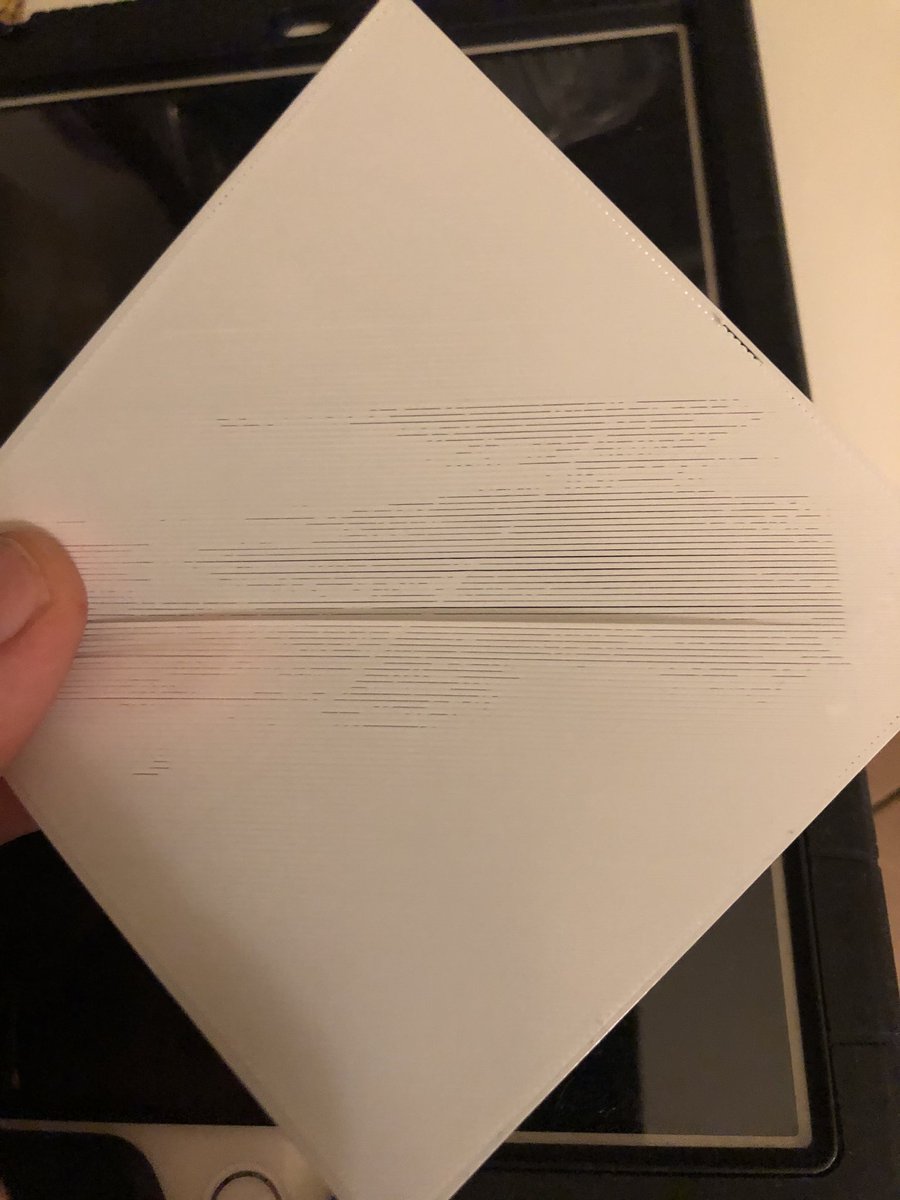 macminoz's tweet image. Any thoughts? Probably the bed? #3Dprinting #firstlayer #ender3 #hemera ⁦@3dmakernoob⁩ 🙏