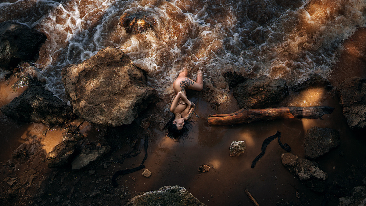 Maxim Gustarev from Russia talented and famous international advertising photographer 
Founder of MGS photo school
Sigma ambassador 
Some stunning post-production and beautiful colors