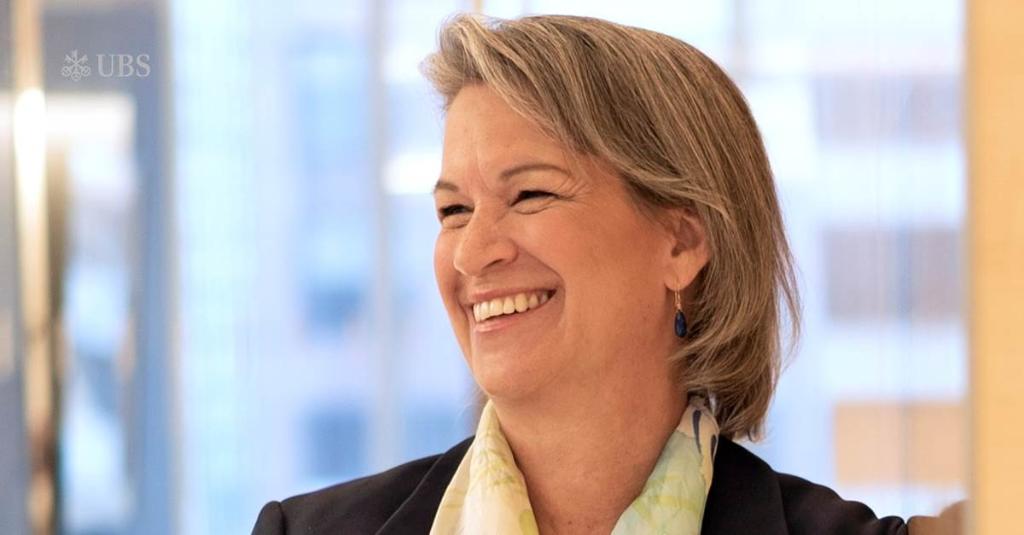 UBS's tweet image. A growing number of investors are seeking to mitigate climate change through their investments. UBS is proud to help them in their efforts." – our President Asset Management, Suni Harford, on becoming #ClimateAware. Find out more: ms.spr.ly/6018TkUOg
#WEFxUBS #shareUBS