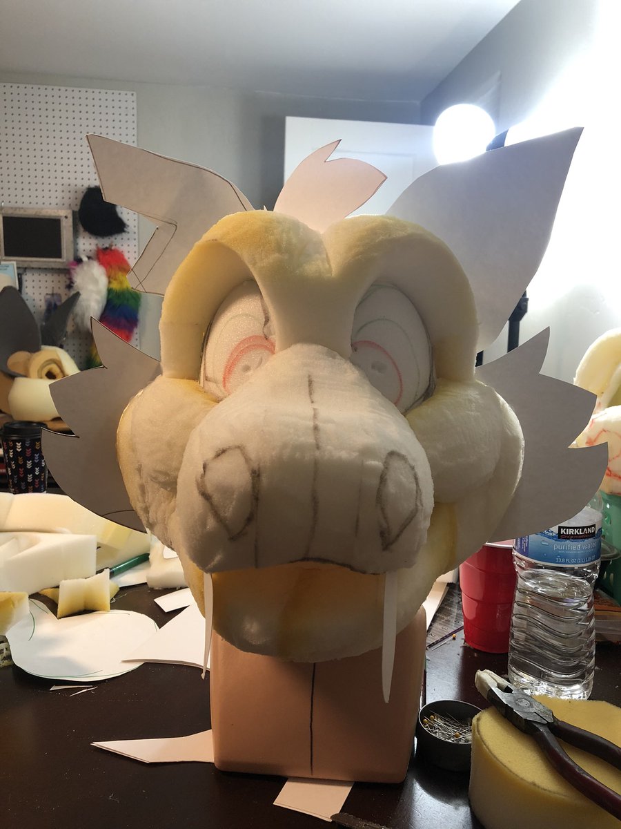 SpiritBStudios's tweet photo. Here’s some progress so far on Keanu for @ToniKannoli! Did something a little different with my foam work and it worked VERY nicely. Lots of improvement 👌 https://t.co/JfKvfjP1bm