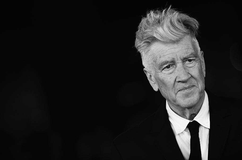 VHshowrunner's tweet photo. this guy doesn't exactly suck, either. happy birthday, mr. lynch! #davidlynch #simplygenius https://t.co/A9JRKZ0FdX