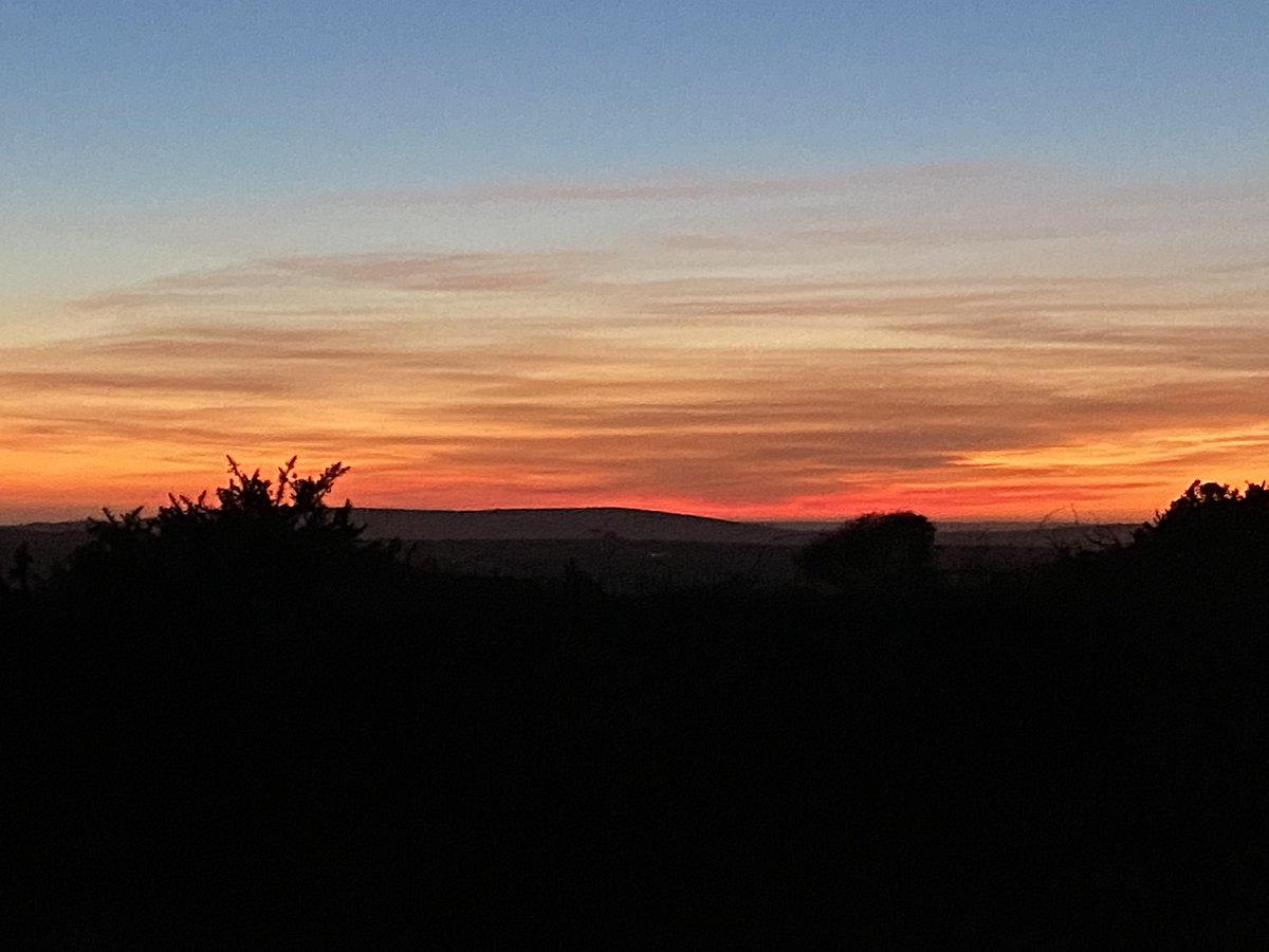 @jessede1970 @TiffyTrus As always with these things the photos just don’t do it justice! #CornishSunset #CornishSunrise. #JamFirstHQ