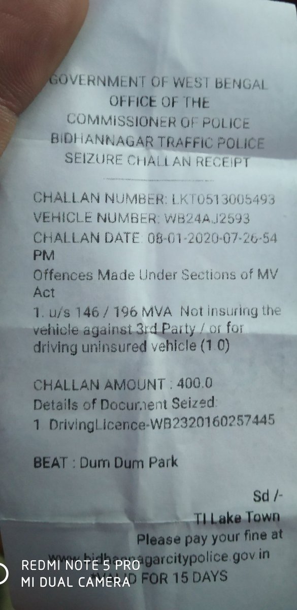 SouravSingh1301's tweet photo. @KolkataPolice @BidhannagarCP @bidhannagarpc Image 1 -> Without helmet and tripling police with vehicle number WB 20AB 4996.
Image 2 -> Challan against me while driving without insurance of my vehicle(appreciate as I was wrong)
#BiasedRules
With regards - Republic of India. https://t.co/UGrW6vFEO9