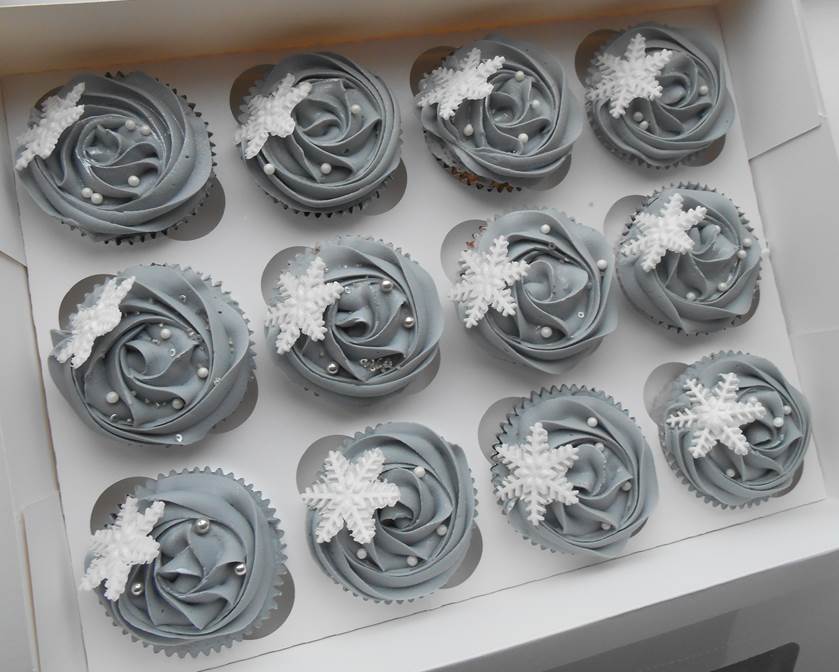silver cupcakes
