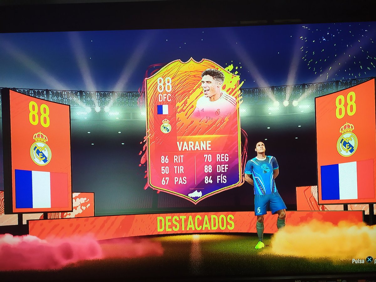 xMaaRk69's tweet photo. Varane headliner en un sobre de regalo de la temporada😅😅 https://t.co/mJ1dqvBfOz