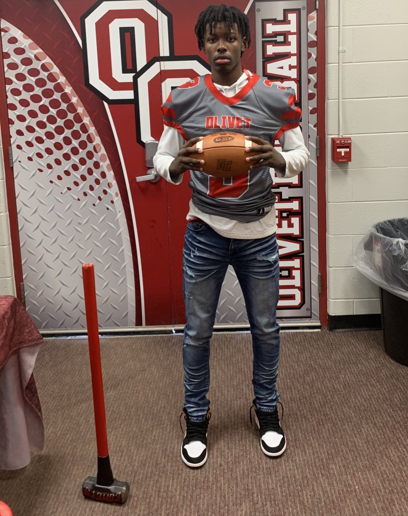 TracyHolbrook03's tweet photo. After a great visit I am blessed to receive and offer from Olivet College @CoachMoose2  #GoComets ☄️ https://t.co/zZyAoE8a0i