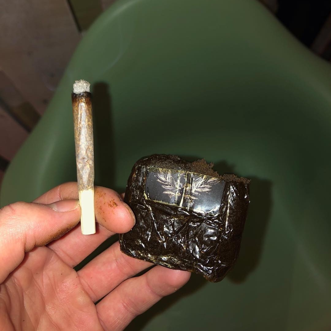 Kingweedfr2's tweet photo. Whatsap uniquement //+33 6 44 69 69 52
Wickr//kingweedfr  #frenchrap #charocestcharo #medicament #sapécommejamais #niskaofficiel #commandochallenge #rapfrancaisbuzz #rap #tubalife #booba #bendo #kanis #koba #kobalad #charolife #weedinfrance #parishotel #amsterdam #franceweed https://t.co/qGe3unTPyG
