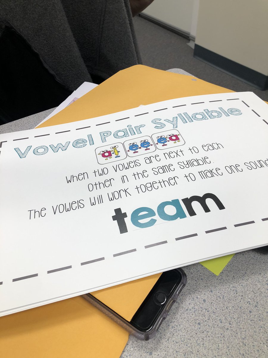aanez27's tweet photo. Great learning about phonics and math ICS session training with this wonderful ladies. @JanMarti01 @MsJanetSazo #ilovesse #fielderpride #katyisd #rootedintoexcellence https://t.co/Uwn6rcljEQ
