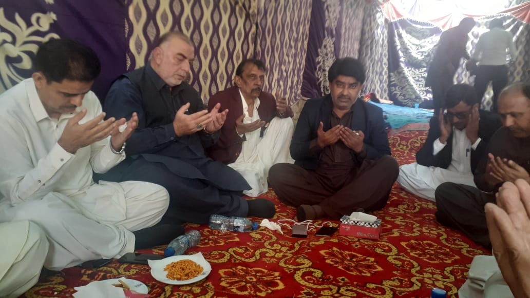 AzizMemonPPP1's tweet photo. Offered condolence with incharge media cell @FidaHussainPPP #Badah with @LutufBuriro @MakhdumQadirPPP @JaniRajar1 on sad demise of his younger brother https://t.co/ZC7V8al5jE