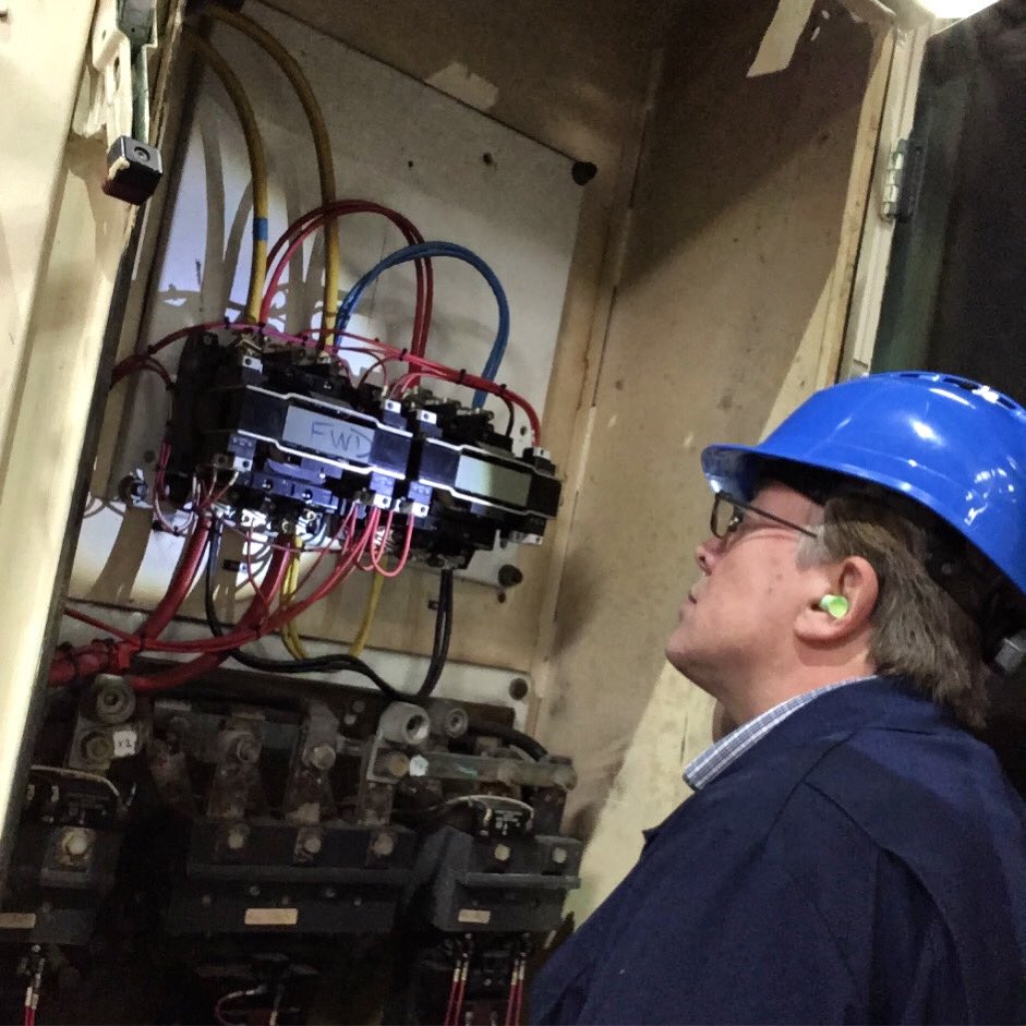 gkc_engineers's tweet photo. Fault finding on a cold forming machine.
#electricalengineer #faultfinding #circuitboard #circuitboards #electricalbreakdown #plasticsindustry #professionallyqualified #controlpanel #buildtoorder #gkc https://t.co/h6QQ5Q3kGw