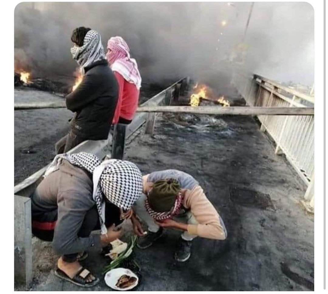 mesopodentia's tweet photo. الدعم الأمريكي الجوكري
بيتنجان و خبز 🤦‍♀️ https://t.co/Dl0JMZP6OA