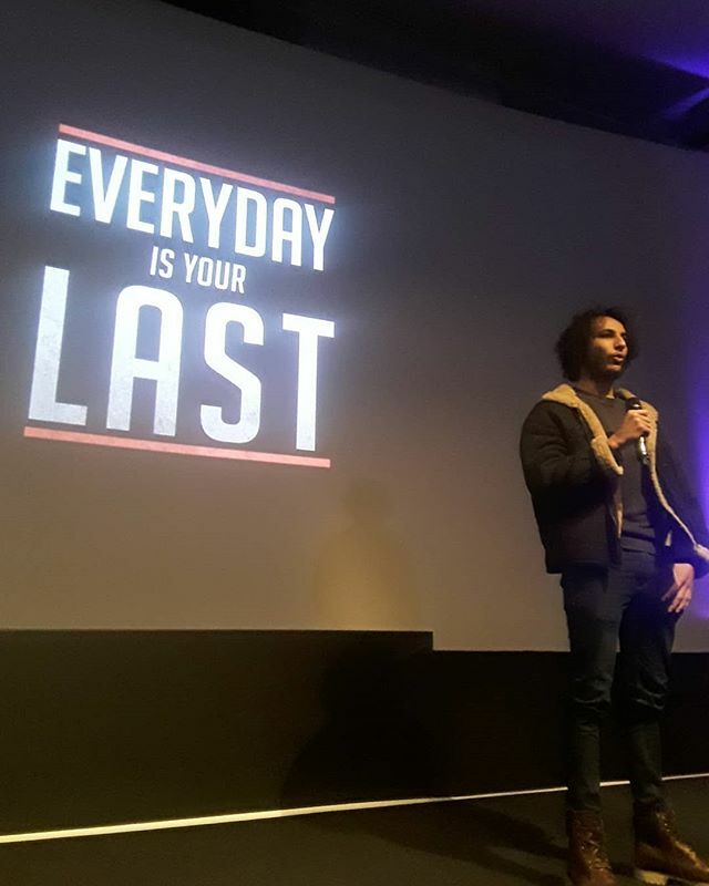 A last minute invitation from @joneselizab last night resulted in my attendance at the #premiere of #everydayisyourlast in <a href="/VenueAtmosphere/">Atmosphere Venues</a> #MillbankTower. A labour of love by new #Writer/#Director <a href="/Alichekaoui/">Ali Chekaoui</a> explores the battle between conformity &amp; fr… ift.tt/30EyRYz