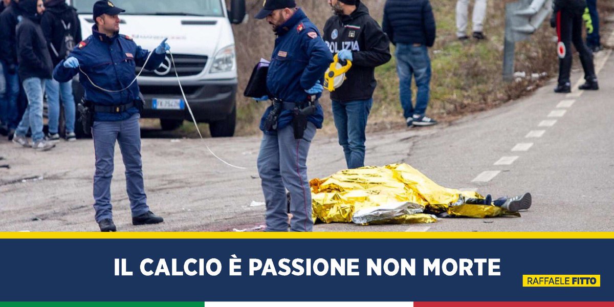 In #Basilicata un tifoso della #vulturrionero è morto investito da un’auto con a bordo tre tifosi del #melfi
Rivalità tra tifoserie che degenerano e nulla hanno a che fare con il pallone, le partite, la fede calcistica
Il #calcio è passione! Non morte...