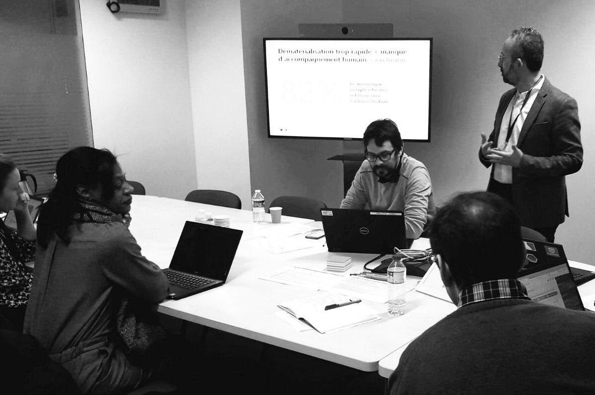 design_gouv's tweet photo. 3e édition de #VendomeTech : événement annuel de la transformation #numérique organisé par @justice_gouv. Nous y animions 2 ateliers sur comment concevoir des services numériques accessibles pour tous. Merci à tous les participants !
#a11y #uxdesign https://t.co/sMlgrQkcbS