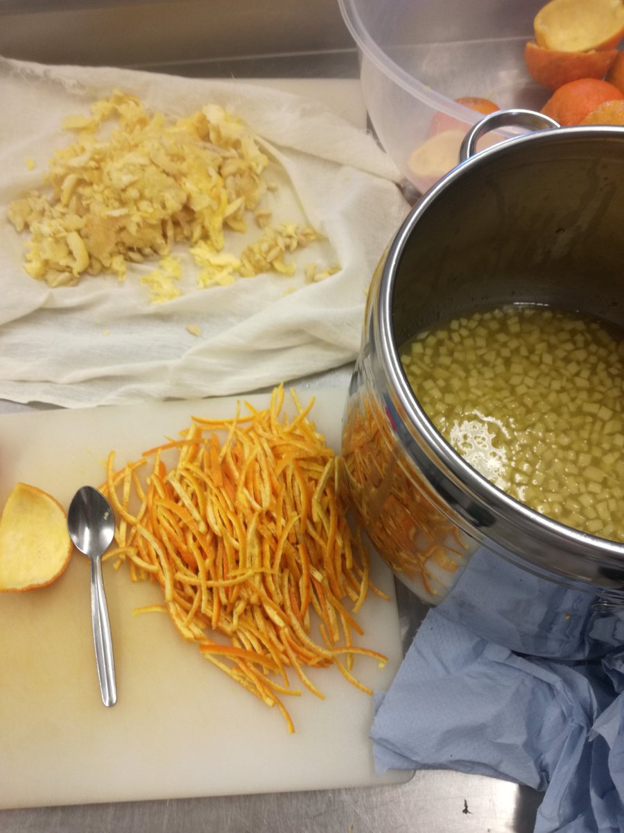 That time of year again!... #Seville #marmalade but with the zing of fresh #ginger &amp; scrumptious #gin ❤
