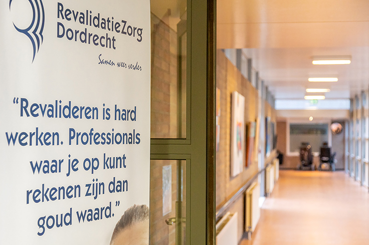 Eén van de kernopgaven van Trivire is het huisvesten van de bijzondere doelgroepen. Maar wie zijn die bijzondere doelgroepen nu eigenlijk? We gingen deze keer op bezoek bij <a href="/crabbehoff/">zorggroep Crabbehoff</a>. Een plek waar ouderen met een zorgvraag hun thuis hebben. bit.ly/2tzS9lC