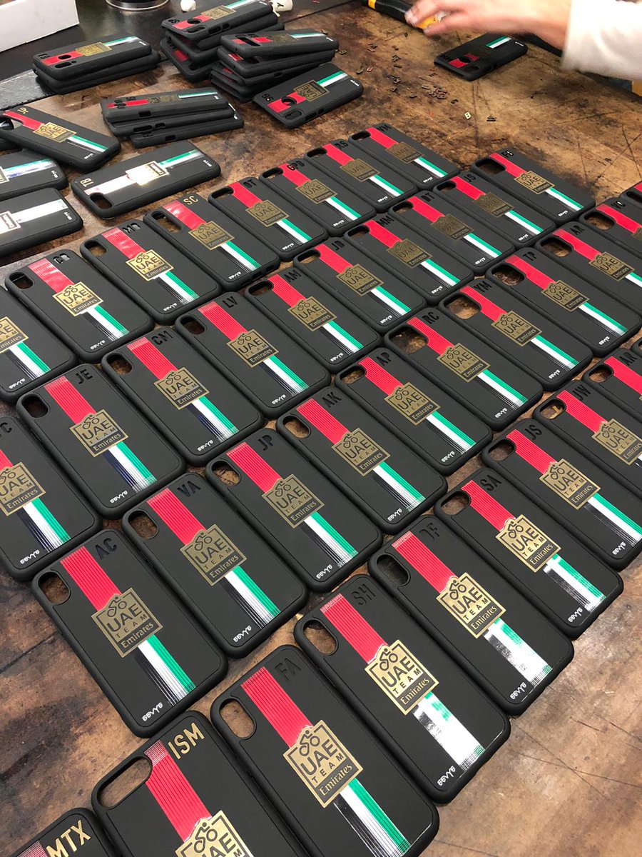 TeamEmiratesUAE's tweet photo. Nice surprise on the way soon for our riders thanks to #EEVYE quality personalized phone cases 📱
#UAETeamEmirates #RideTogether https://t.co/gLKbjP5lU7