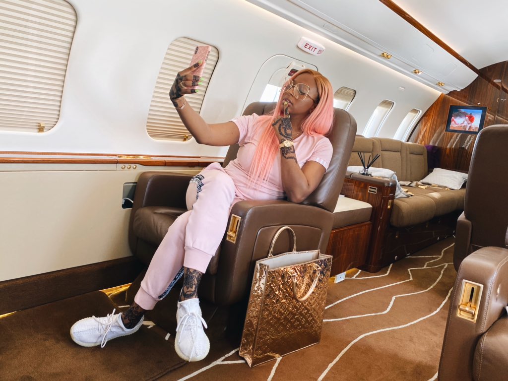 cuppymusic's tweet photo. PEPPER DEM! 🛩 #CuppyOnAMission https://t.co/xXSI0oYg5g
