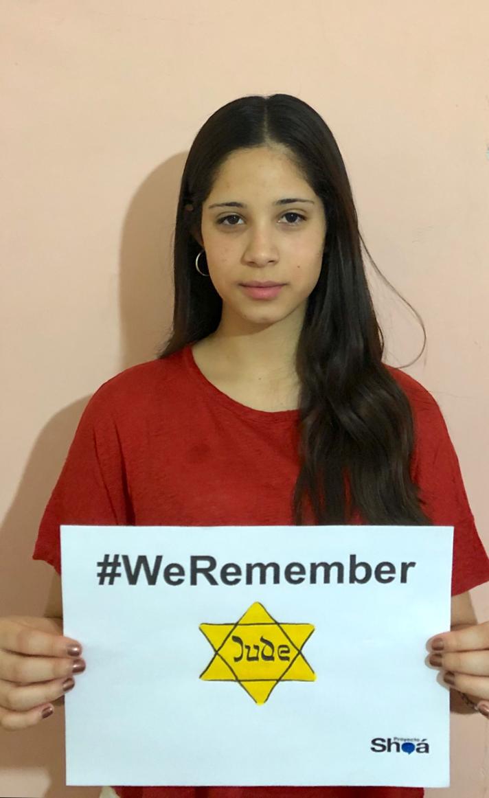 Kasandra Alvarez, embajadora de Proyecto Shoá y ex concursante del Concurso Nacional de la Memoria y la Coexistencia organizado por Proyecto Shoá, Plan Ceibal y Consejo de Educación Secundaria. <a href="/cciuruguay/">CCIUruguay</a> <a href="/WorldJewishCong/">World Jewish Congress</a>