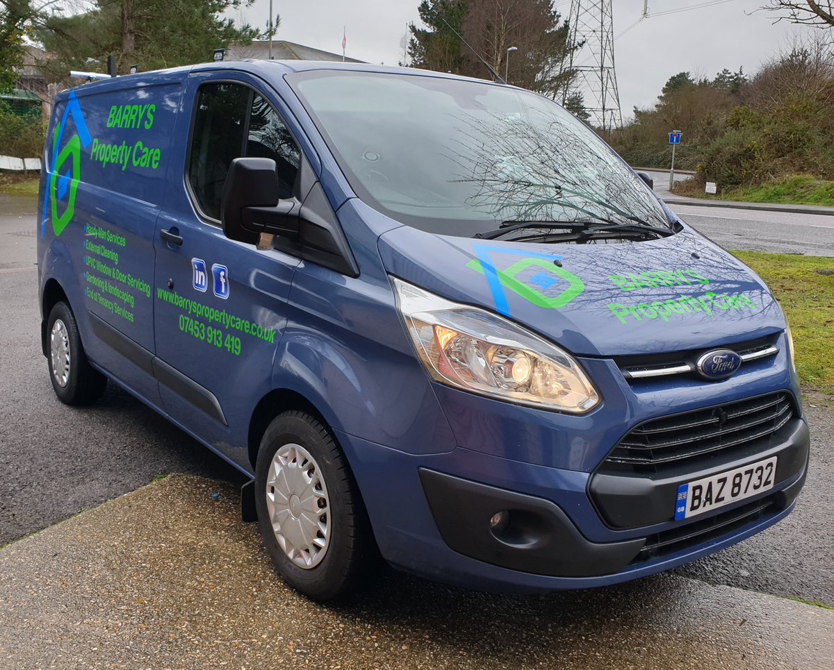 LeaCLEAR_Signs's tweet photo. Blue and green must never be seen, well not in this case... Bold colour choices really make this design POP!
https://t.co/3NT1plTtjm
01202982317 https://t.co/sbgbOr5HxH