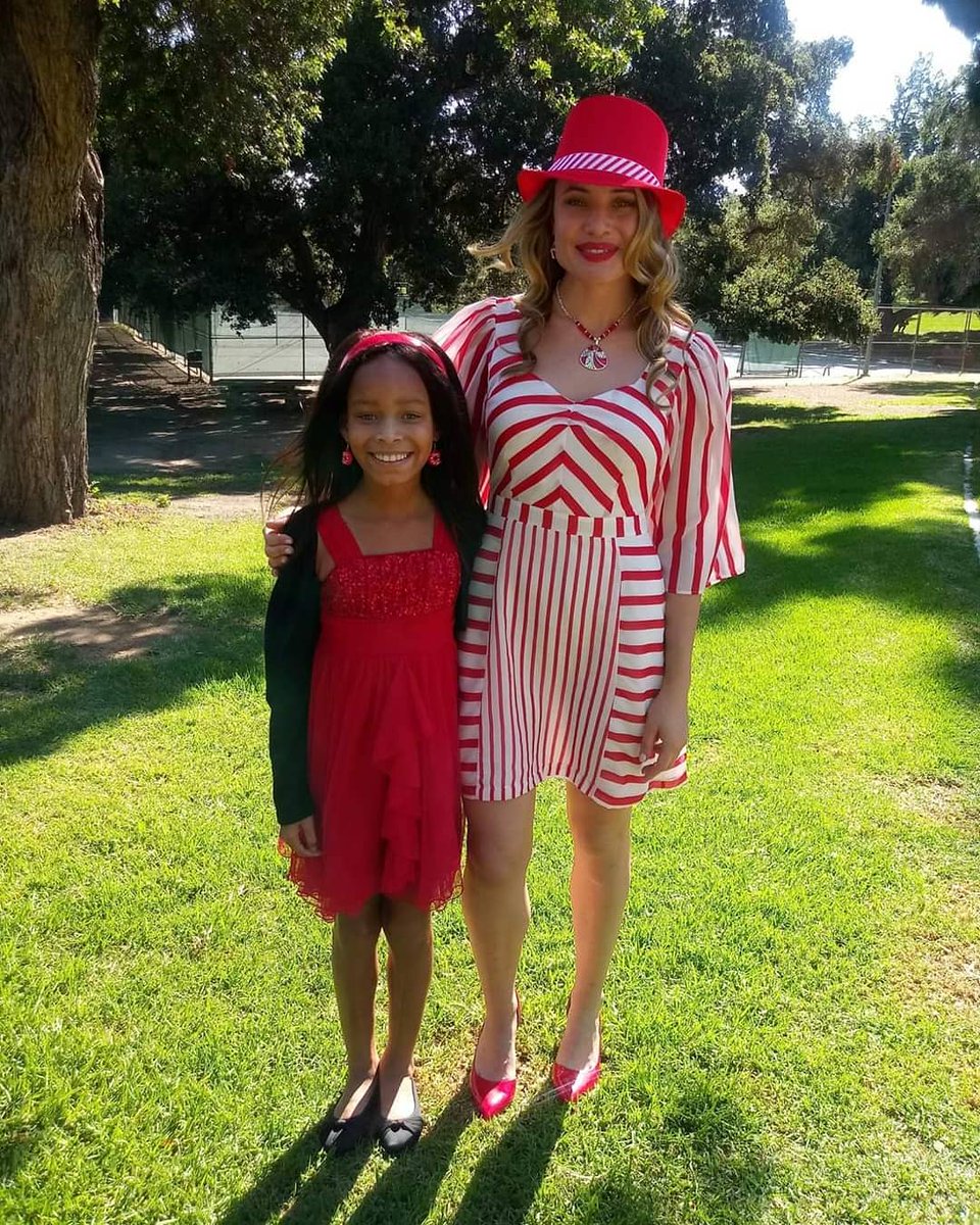 leahpipesworld's tweet photo. "#LeahPipes &amp; I. My first movie! 💖💖 #ABeautyAndTheBeastChristmas With the best Director ever #DylanVox !🎄🎄🎄 Must see movie! Release Date: December 15, 2019 on #ION" - whooper_girls on Instagram. https://t.co/XyFrUjCVm7
