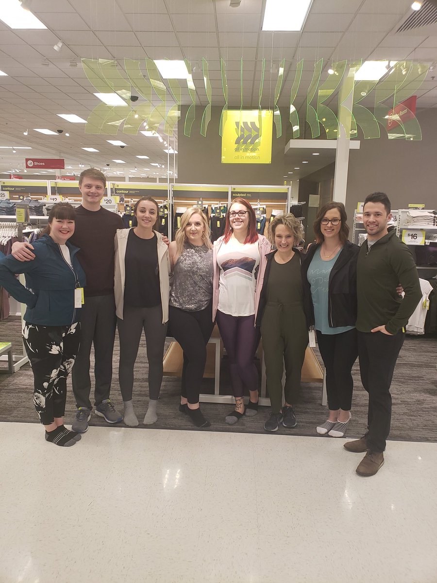 alexa_triplett's tweet photo. Huge thanks to these beautiful models this morning! All in Motion is a success at T1791 🏃‍♀️👟 https://t.co/iRO7mjXryC