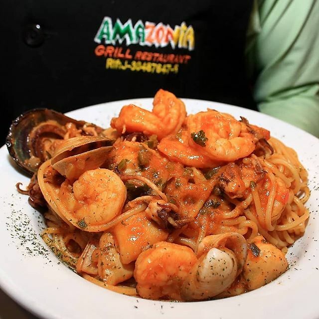 La deliciosa pasta a la marinera te espera aquí en @amazoniagrill #ProvocaMás calle Madrid las mercedes 🔥🦑🦐🦀🦪🔥
#elmenuvirtual #AmbienteFamiliar #gourmet #gastronomía #likeforlikes #likeforme #likeforlow #instagood #Caracas #Venezuela 🇻🇪