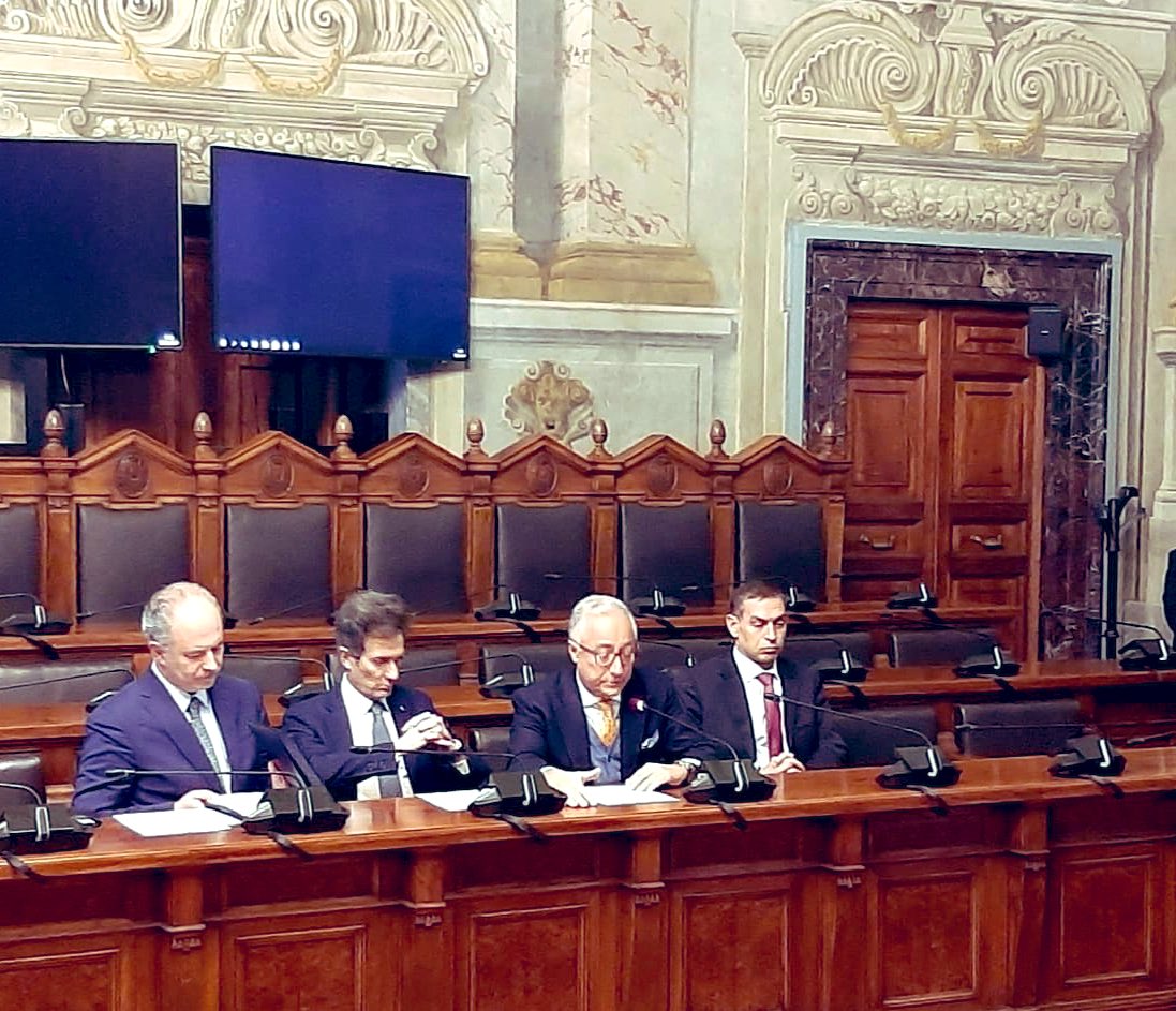 CdSinforma's tweet photo. A #PalazzoSpada il Presidente del #ConsigliodiStato #PatroniGriffi riceve la delegazione della #magistratura amministrativa tunisina 🇹🇳per una settimana di formazione sul tema della comunicazione giudiziaria nell’ambito del #twinning 🇪🇺 #comunicareGiustizia #openCdS https://t.co/j3JR9GTdVk